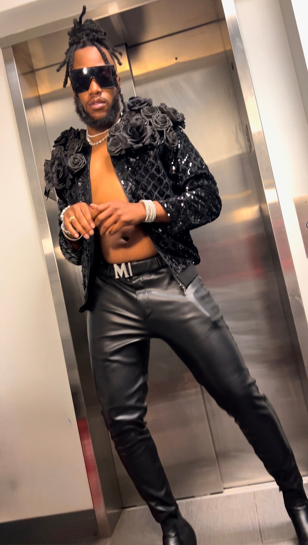 BLACK GLASS ROSE JACKET